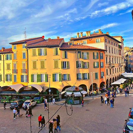 Appartamento Bergamo Centro Piazza Pontida - The Italian Escape Exteriér fotografie